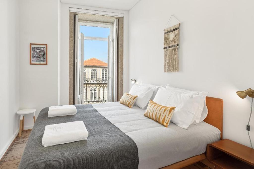 Host Wise - Lovely Shinny Flats With Balcony - Clerigos Porto Exterior foto