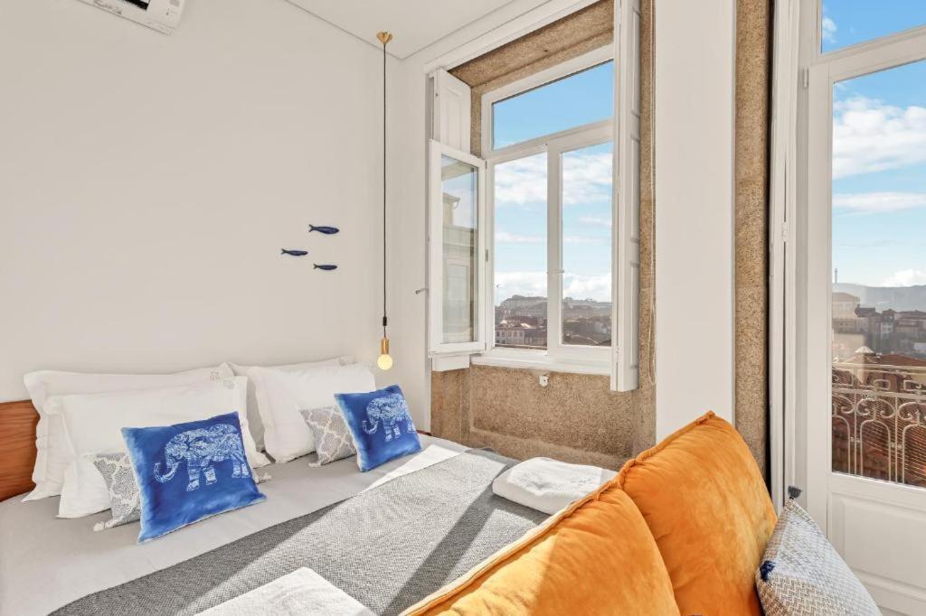 Host Wise - Lovely Shinny Flats With Balcony - Clerigos Porto Quarto foto